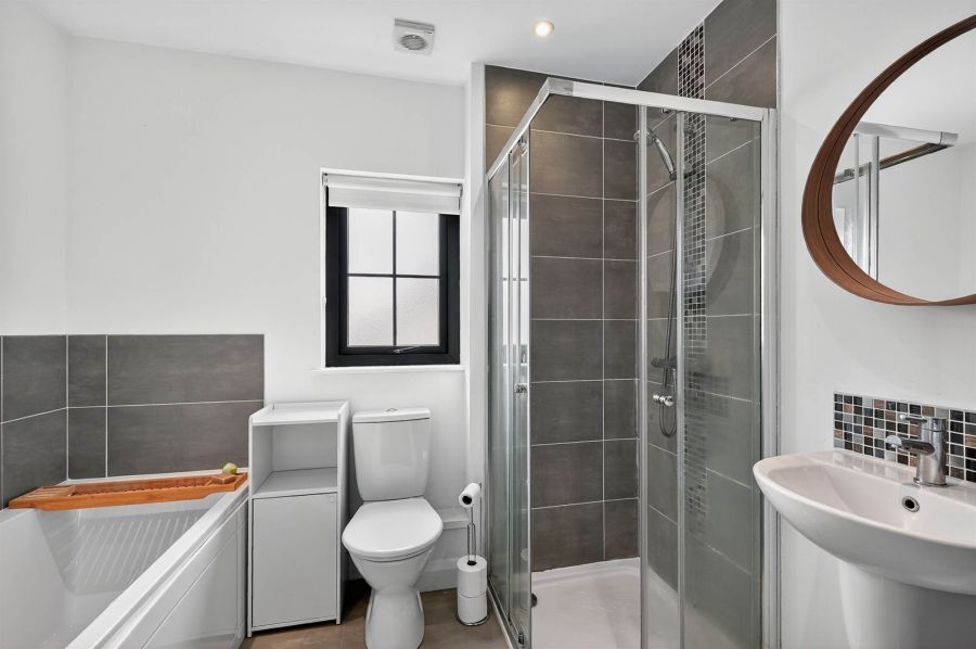 10 Wandsworth Court