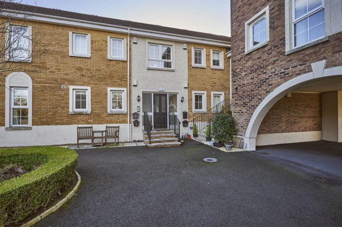 4 Lineybrook Court, bangor, BT19 7EB