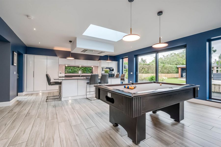 Amberley, 1 Old Cavehill Road