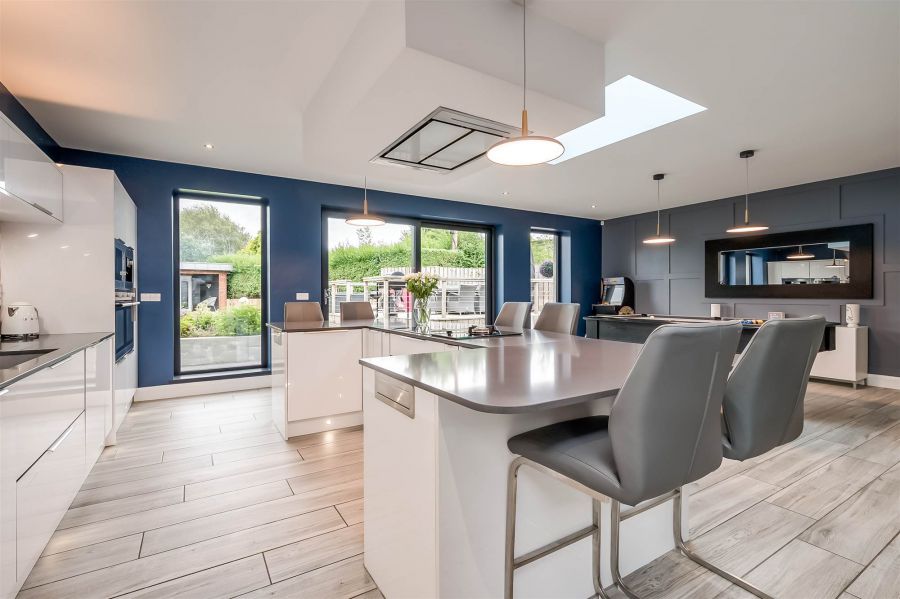 Amberley, 1 Old Cavehill Road