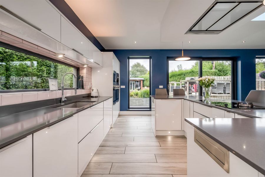 Amberley, 1 Old Cavehill Road
