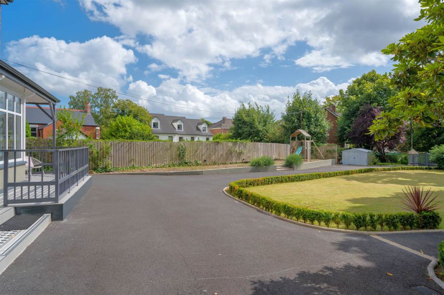 Amberley, 1 Old Cavehill Road