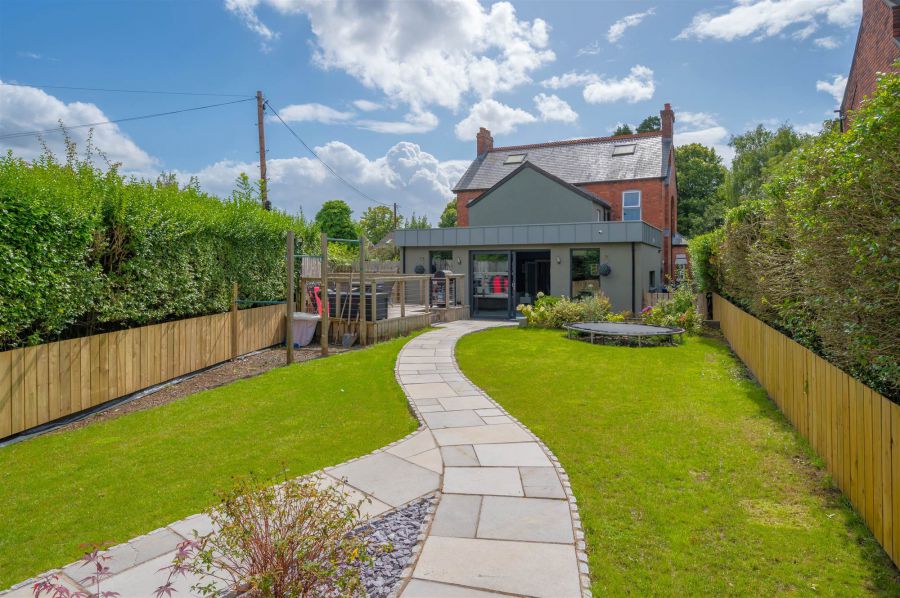 Amberley, 1 Old Cavehill Road