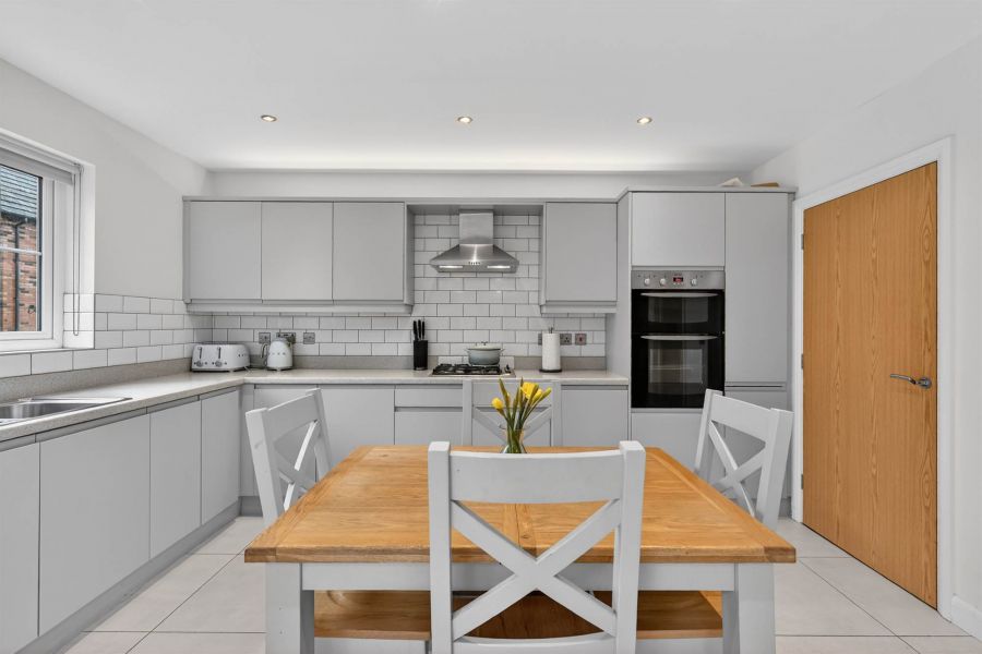 87 Beechfield Avenue