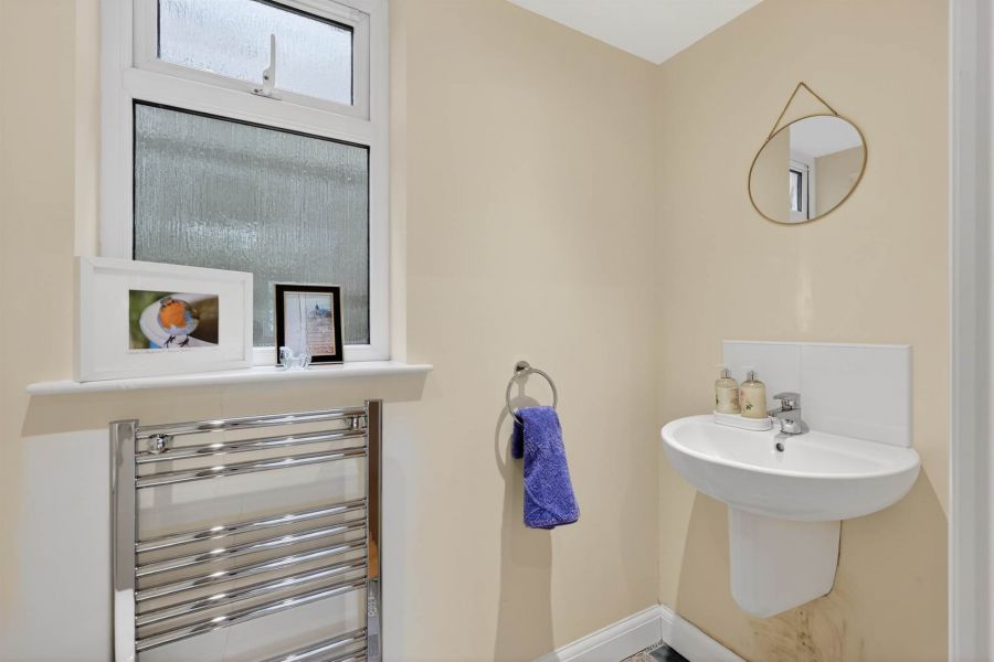 87 Beechfield Avenue