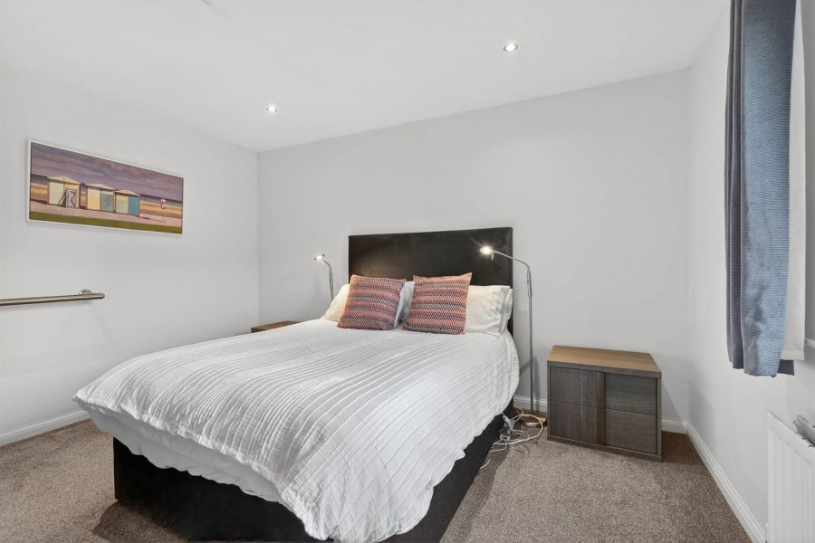 87 Beechfield Avenue