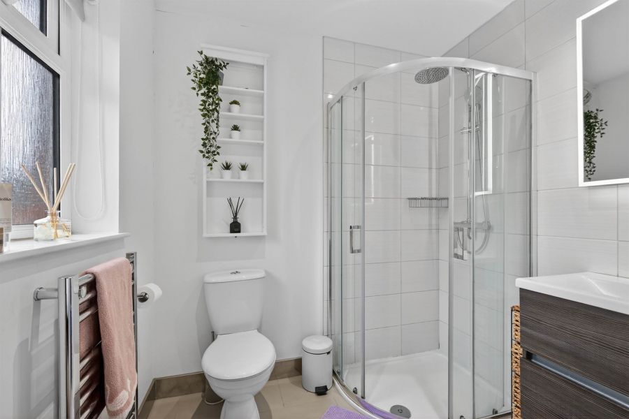 87 Beechfield Avenue