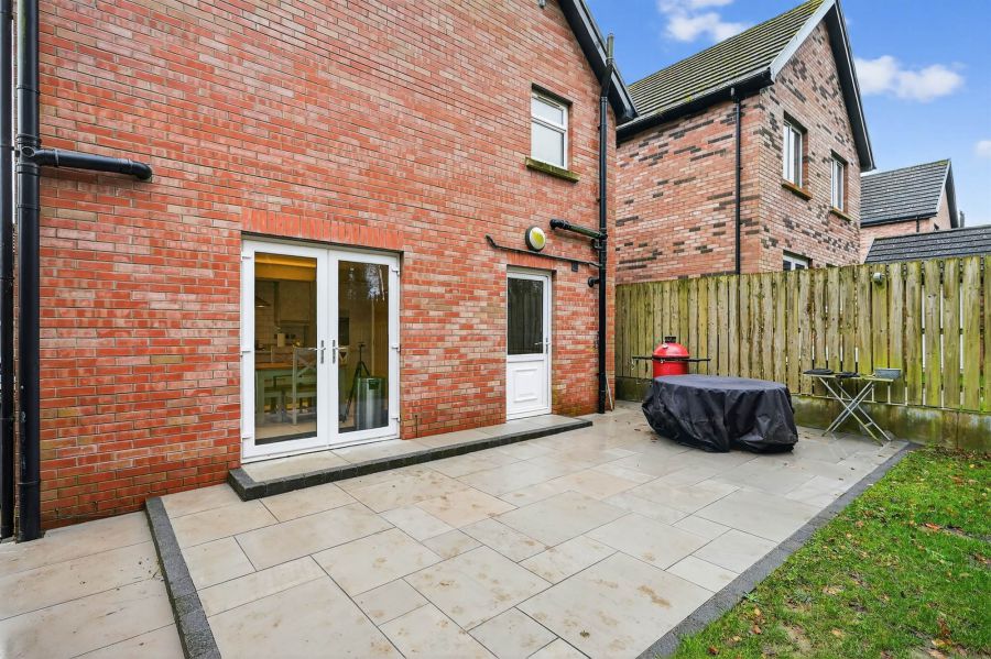 87 Beechfield Avenue