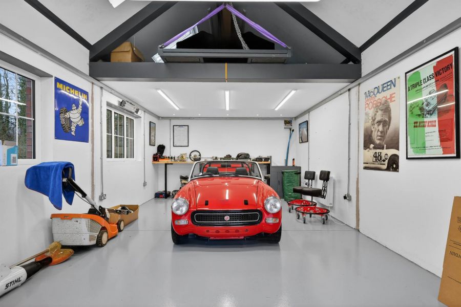 87 Beechfield Avenue