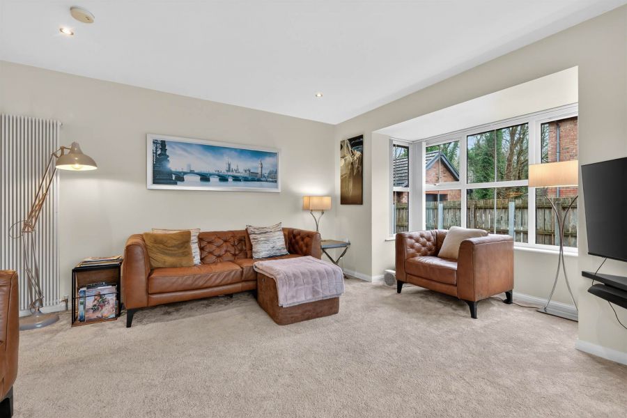 87 Beechfield Avenue