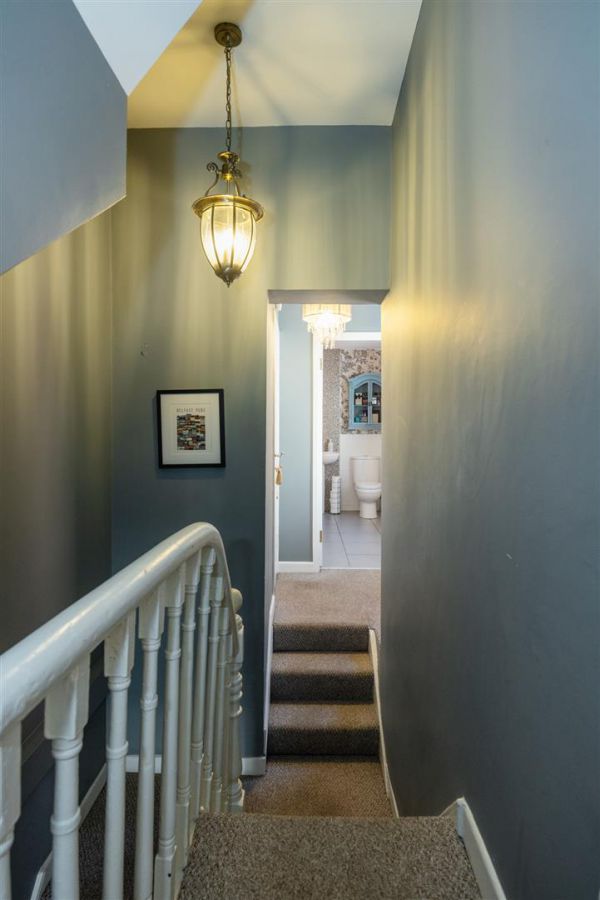 13 Belmont Avenue West