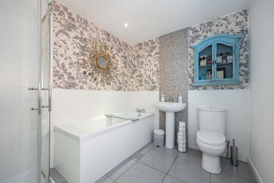 13 Belmont Avenue West