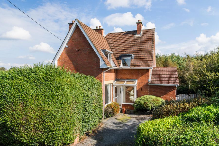 10 Gilnahirk Road West