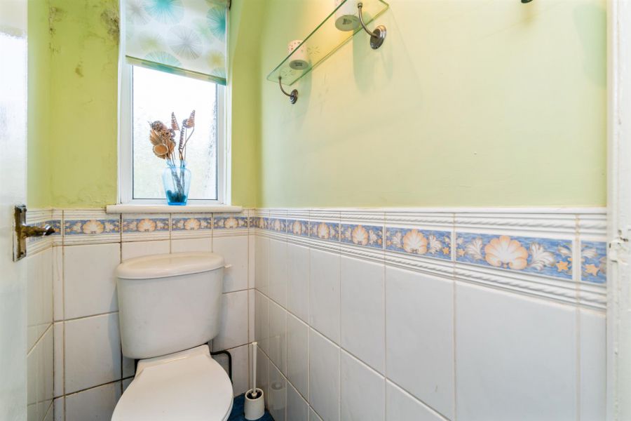 10 Gilnahirk Road West