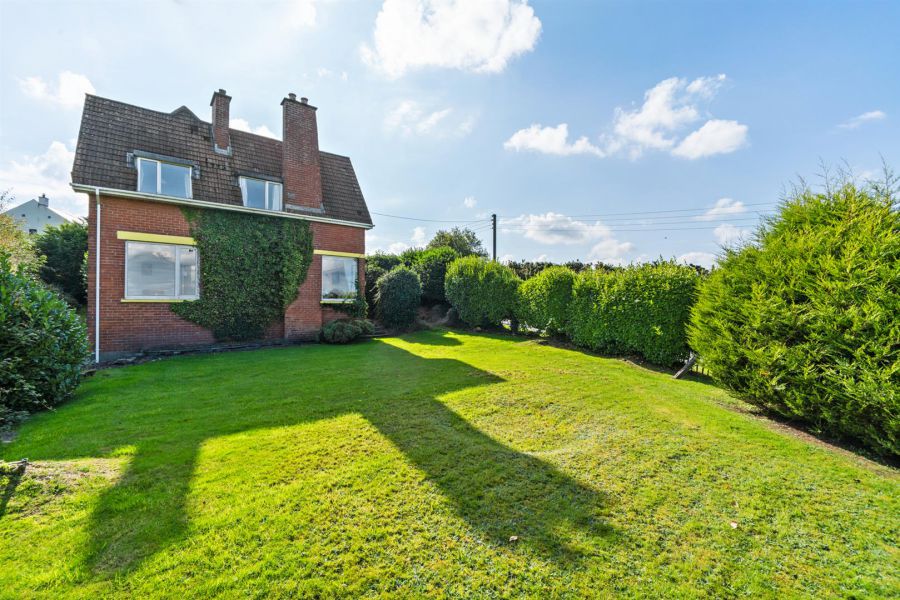 10 Gilnahirk Road West