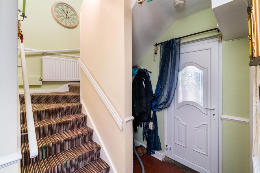 10 Gilnahirk Road West