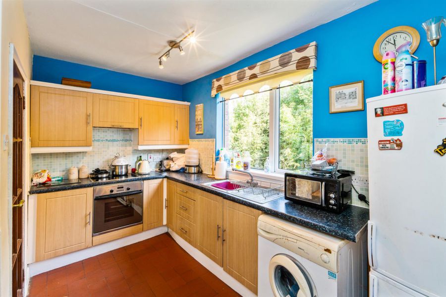 10 Gilnahirk Road West