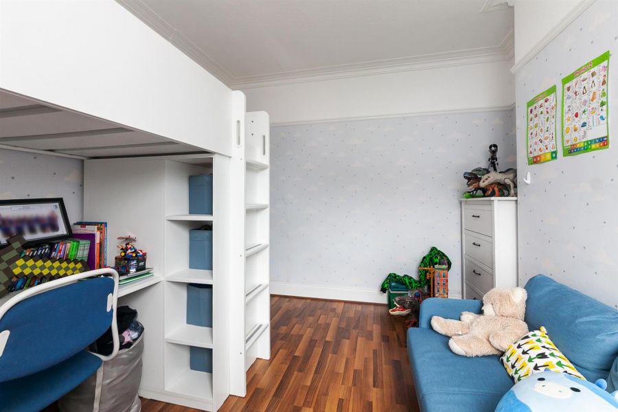23 Ebrington Gardens