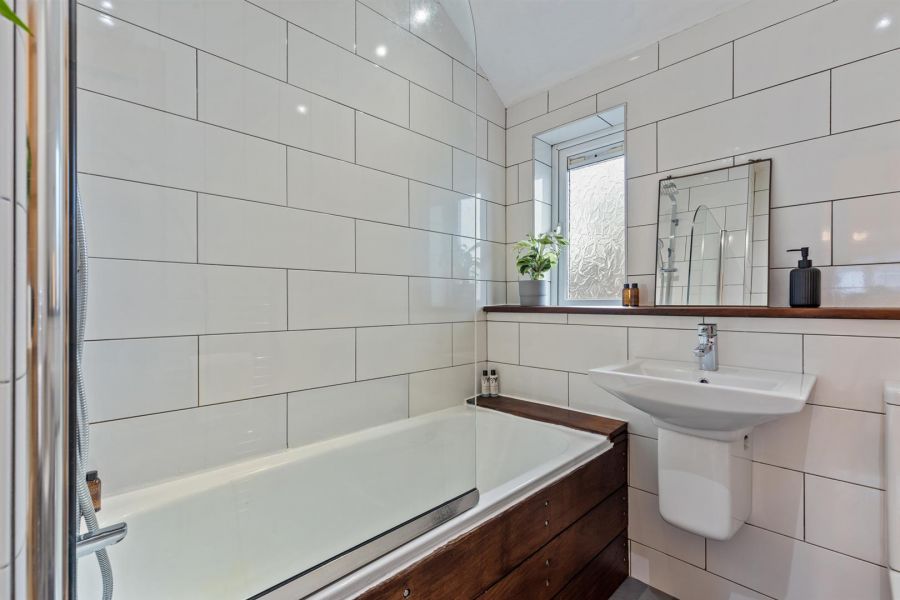 10 Wandsworth Crescent