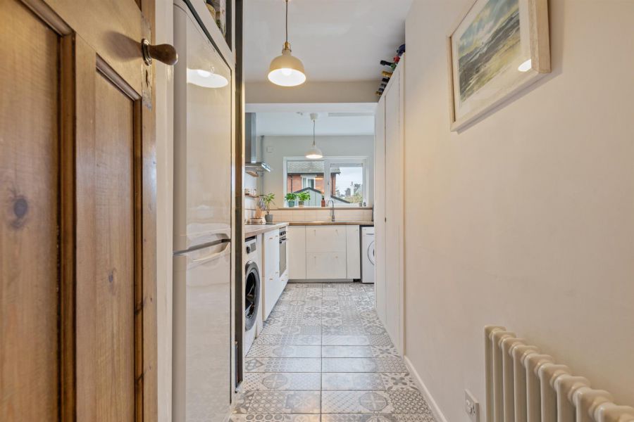 10 Wandsworth Crescent