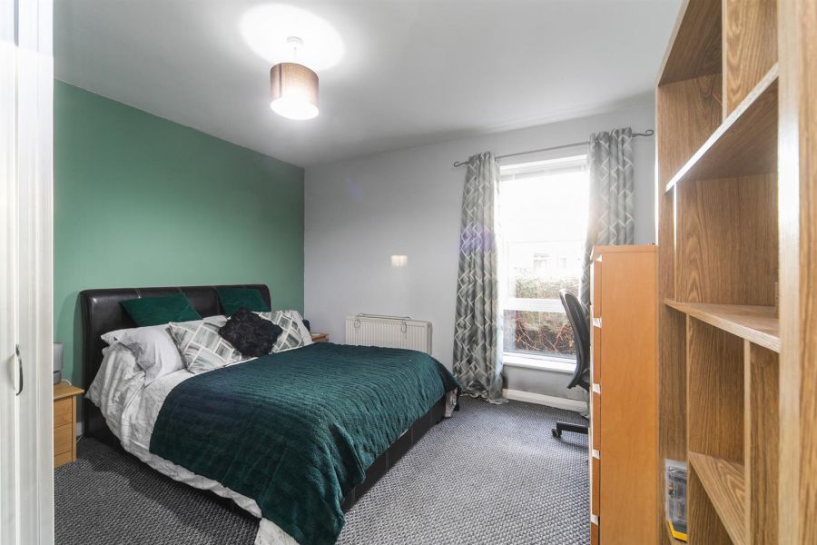 Apt 1, 12 Lewis Mews