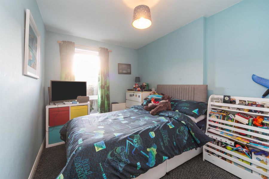 Apt 1, 12 Lewis Mews