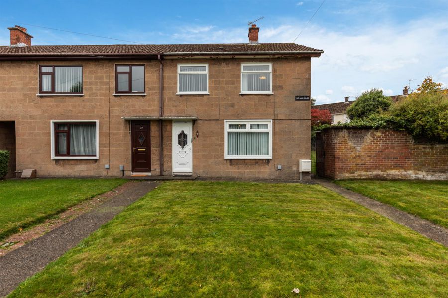 18 Braniel Crescent