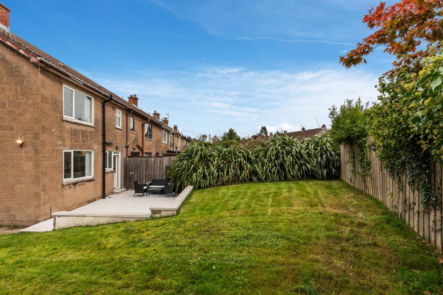 18 Braniel Crescent