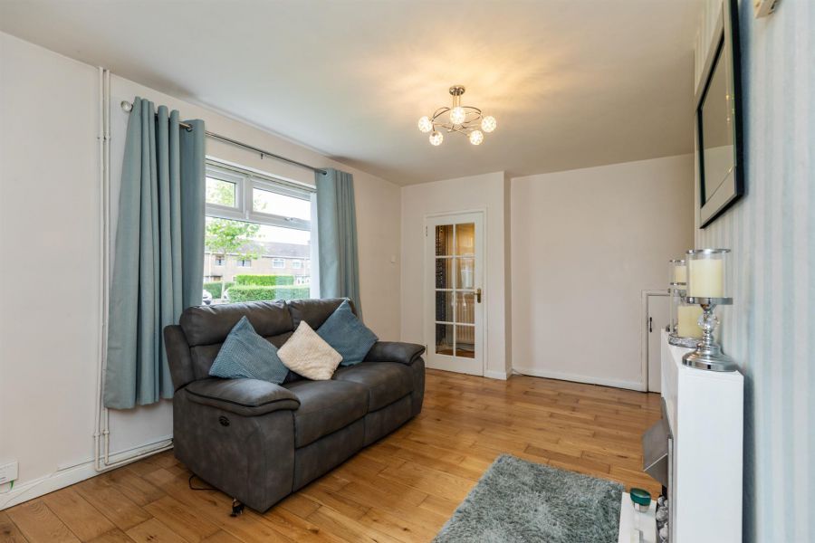 18 Braniel Crescent