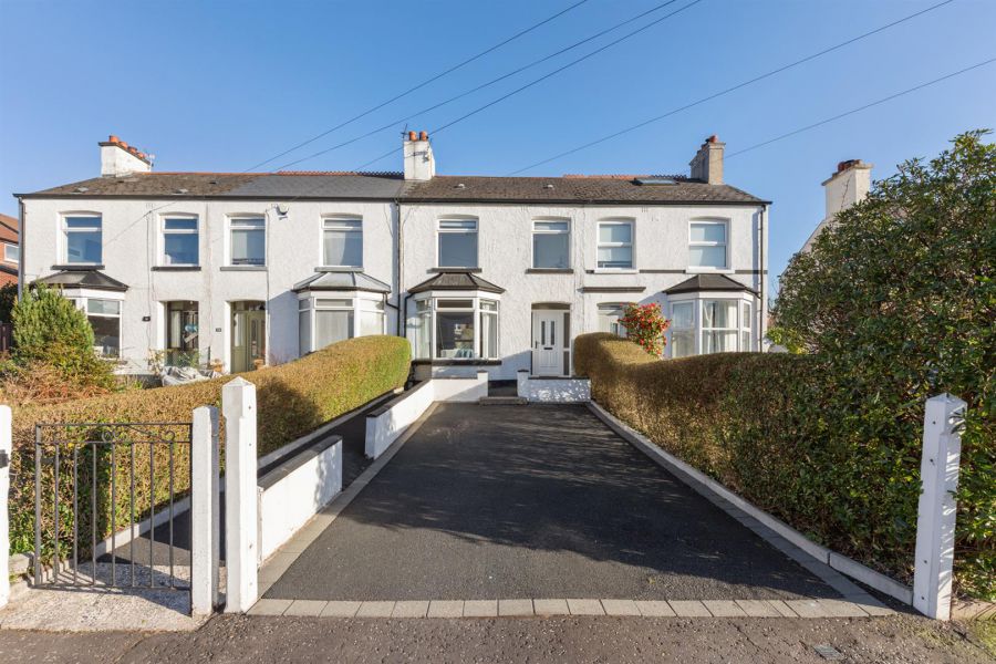 18 Bloomfield Gardens