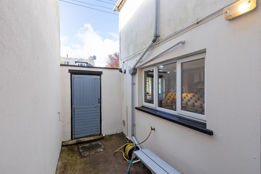 26 Campbell Park Avenue