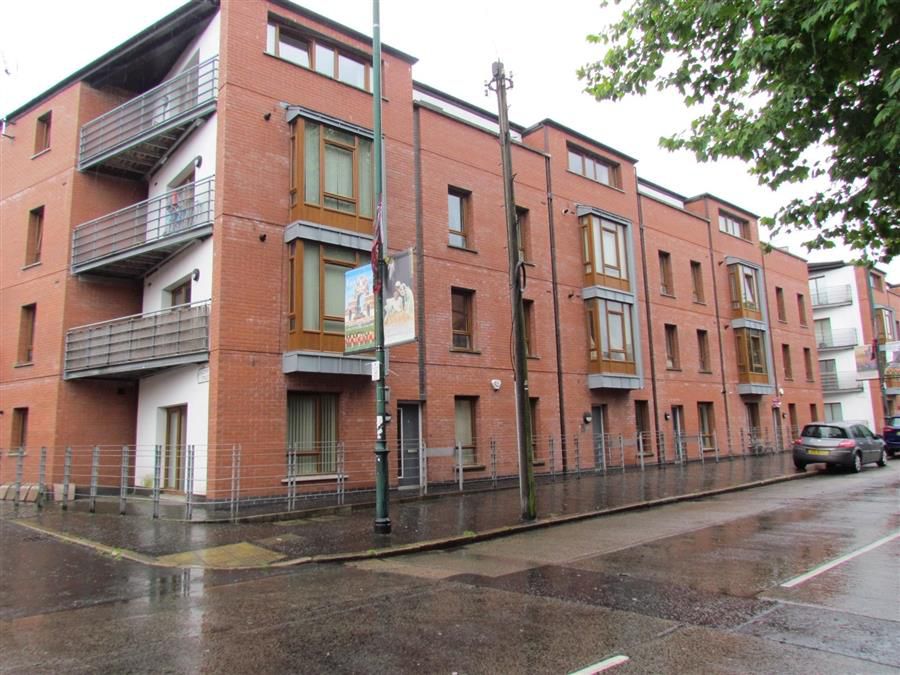 Apt 12, 112 Templemore Avenue