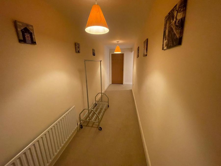 Apt 12, 112 Templemore Avenue