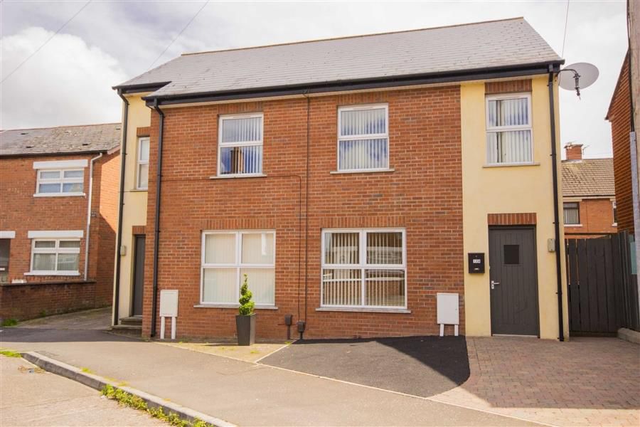 12a Glenhoy Drive,belfast, BT5 5LB