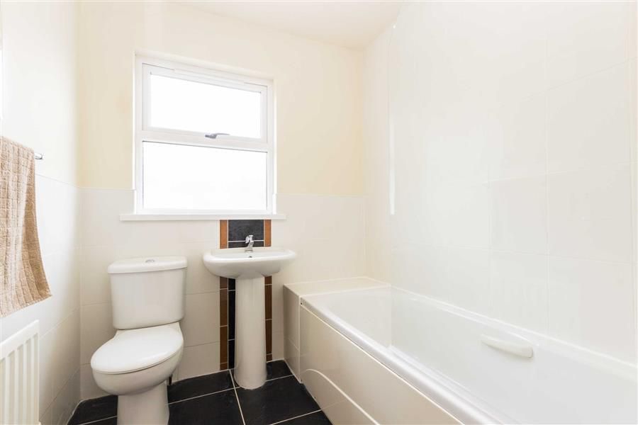 12a Glenhoy Drive
