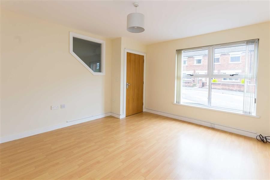 12a Glenhoy Drive