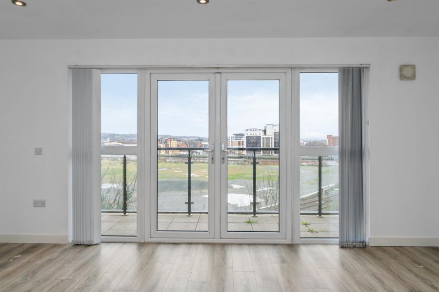 Apt 10, 35-55 Bridge End