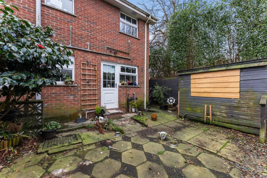 Apt 1 Earls Court, Bethany Street