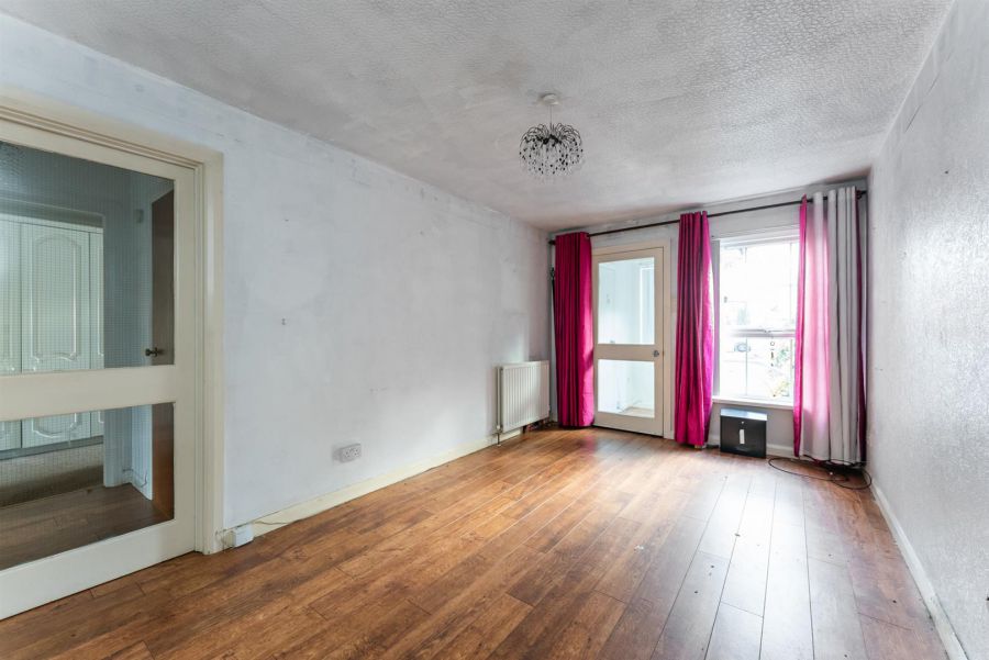 Apt 1 Earls Court, Bethany Street