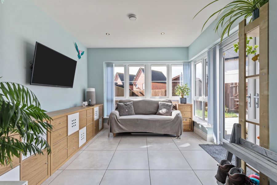 11 Millmount Village Avenue