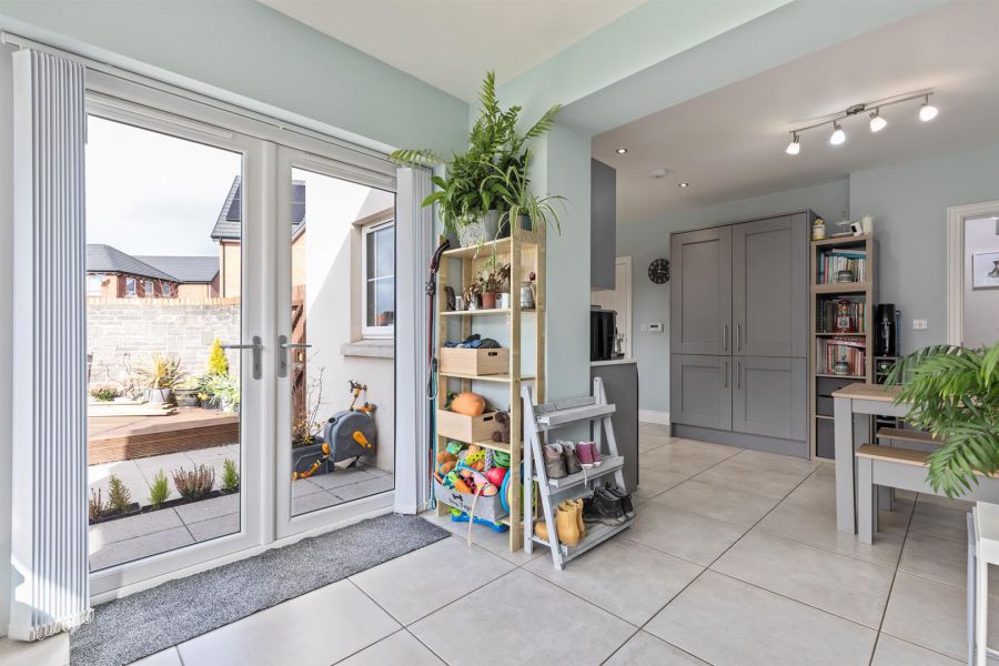 11 Millmount Village Avenue