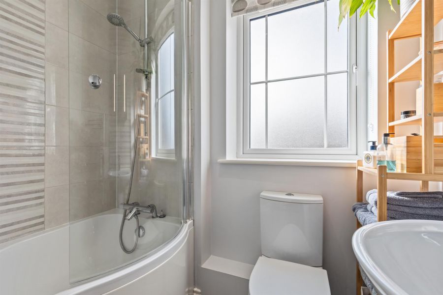 11 Millmount Village Avenue