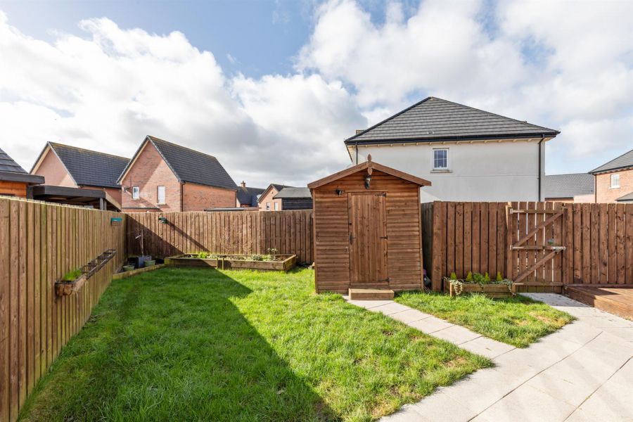 11 Millmount Village Avenue