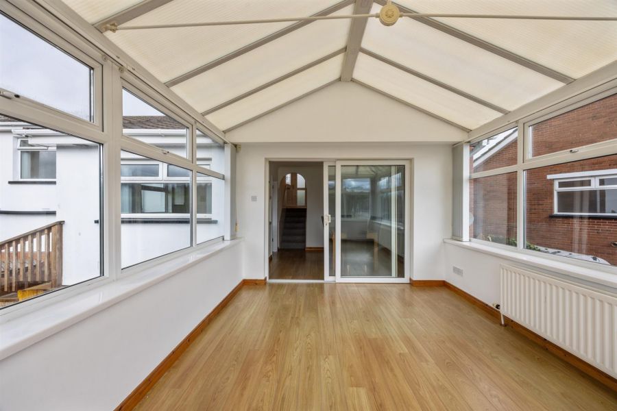 18 Ferndene Road