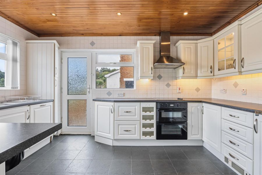 18 Ferndene Road