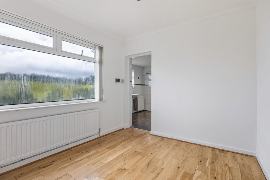 18 Ferndene Road