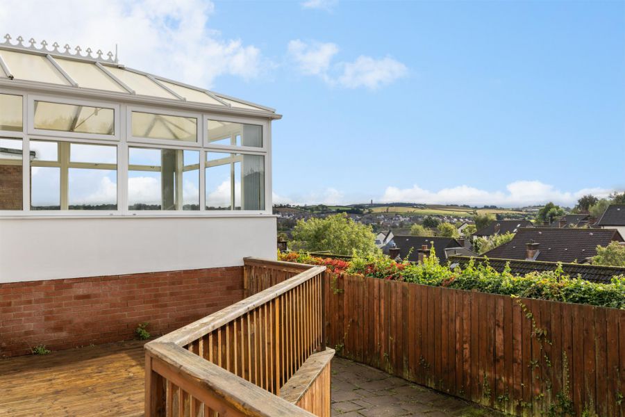 18 Ferndene Road
