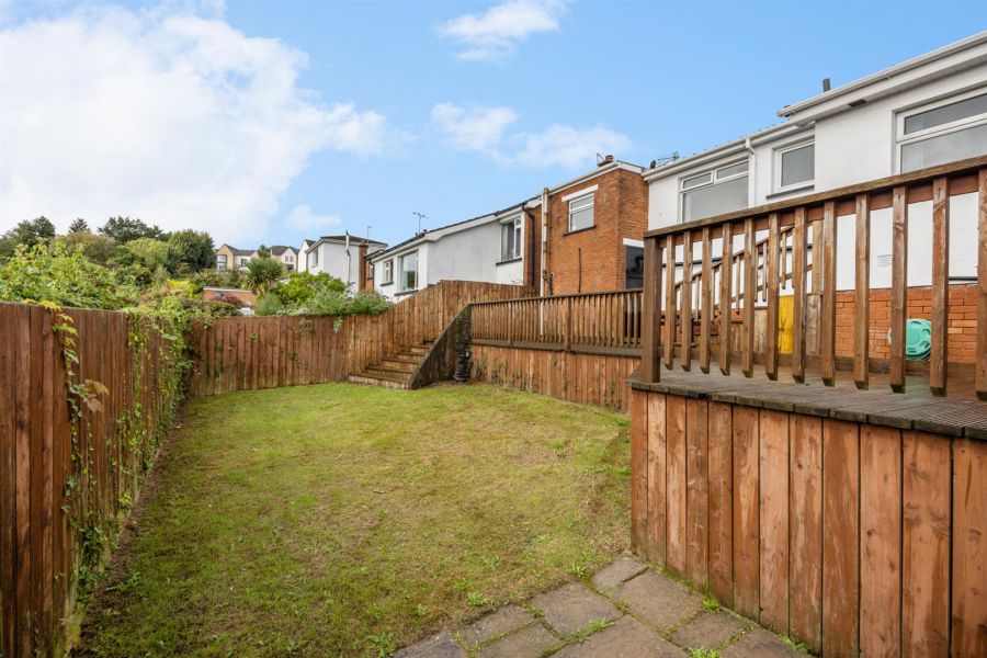 18 Ferndene Road