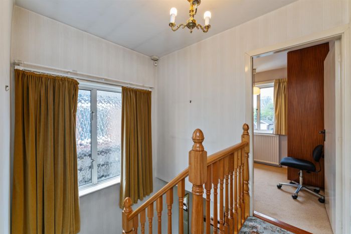 67 Kingsdale Park