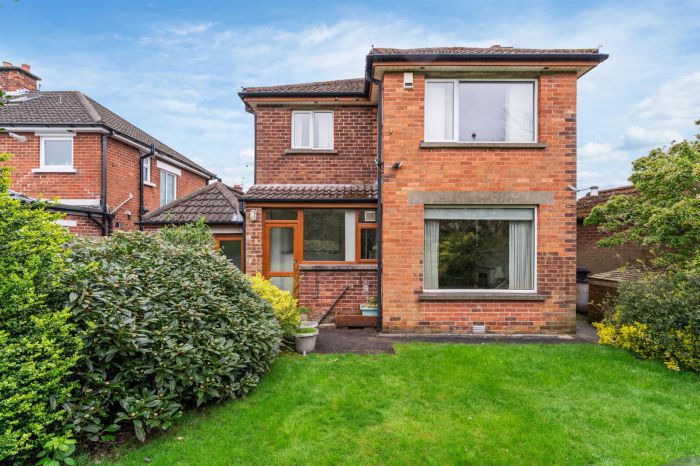 67 Kingsdale Park